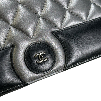 Used CHANEL Quilted Leather Quilted Shoulder Bag Silver Black