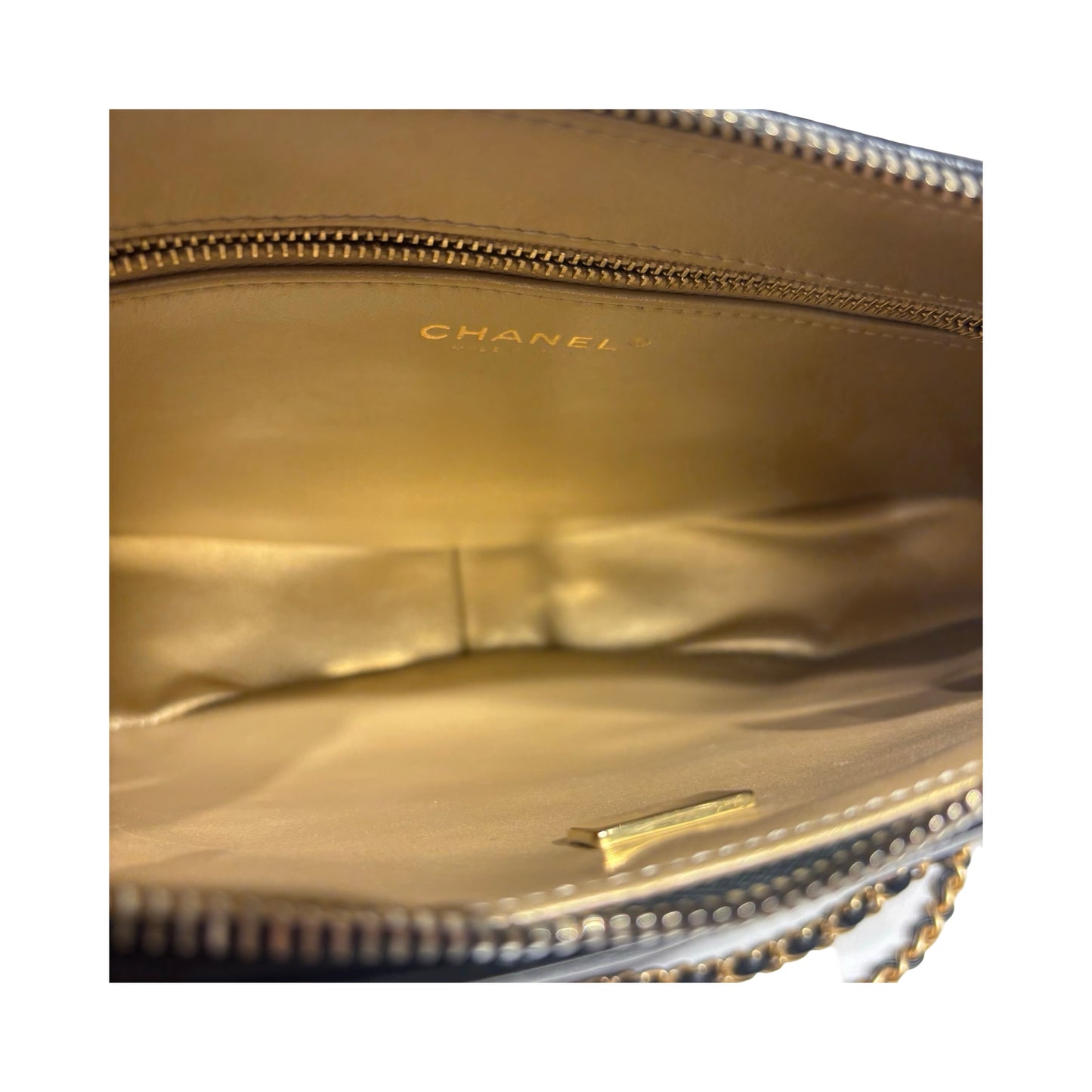 CHANEL PEARL CHAIN BAG [20000324]