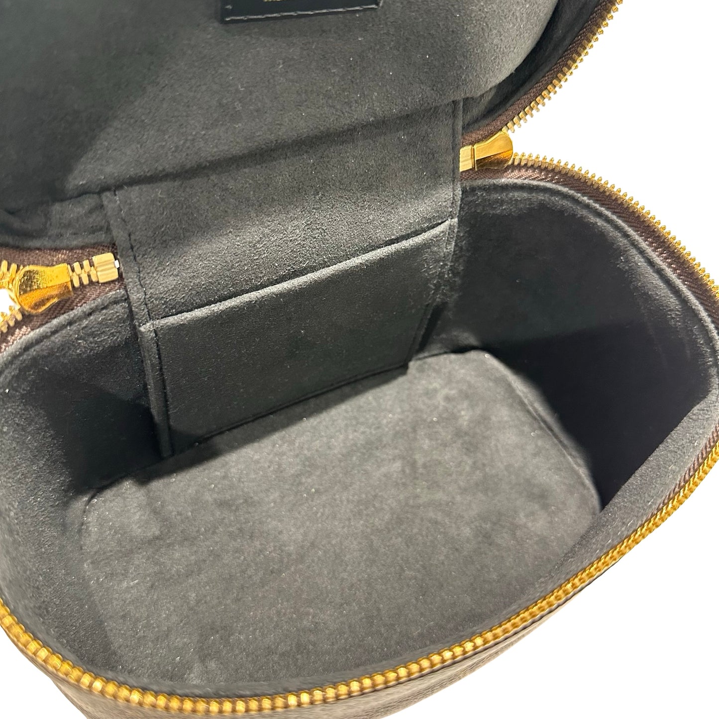 LV VANITY BAG [20000110]