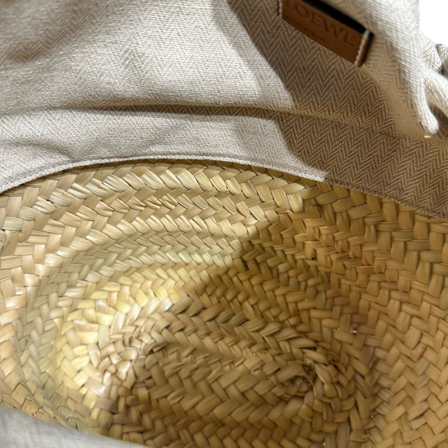 LOEWE DRAWSTRING BUCKET [3001043]