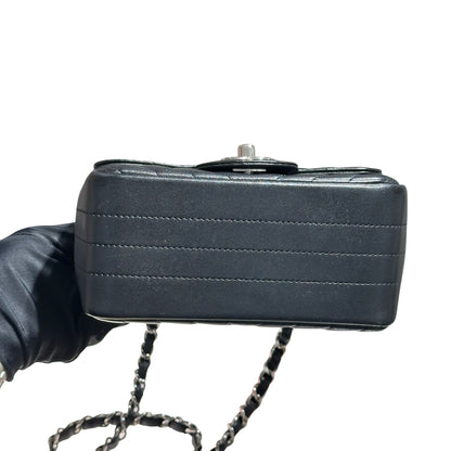 CHANEL V LINE 17CM MINI FLAP BAG [3000457]