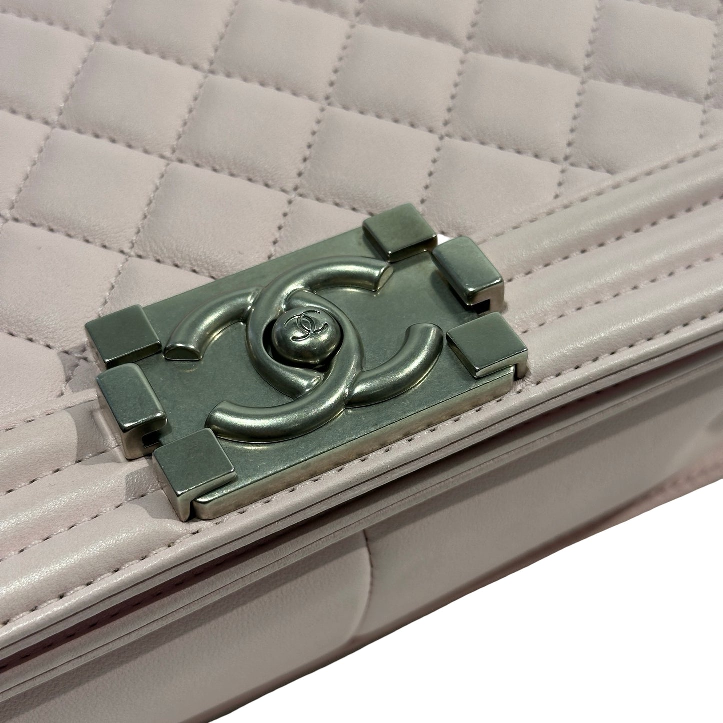 Used CHANEL Quilted Lambskin Boy Chanel Shoulder Bag Light Pink PHW