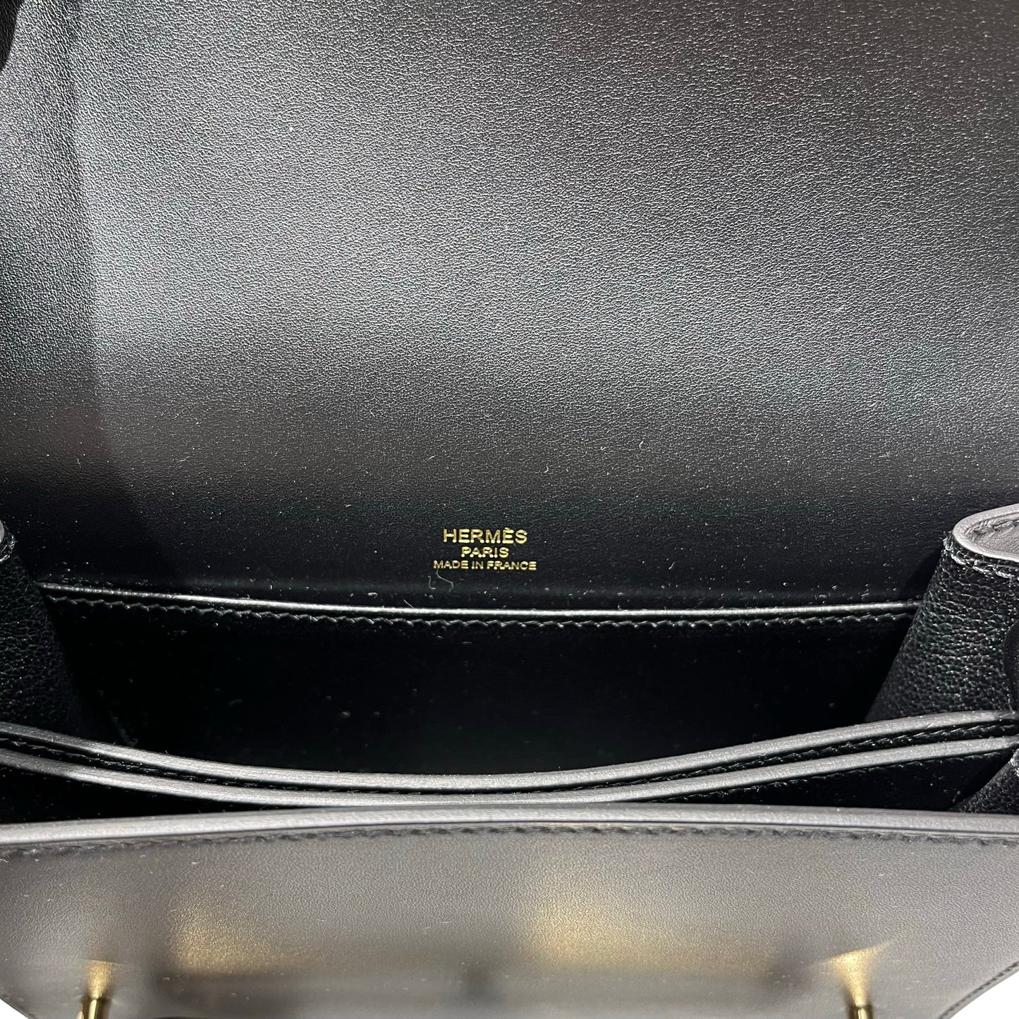 Unused HERMÈS MINI ROULIS Cross Body Bag Black GHW