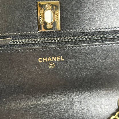 Used CHANEL Quilted Leather Wallet On Chain Wallet on chain Black
