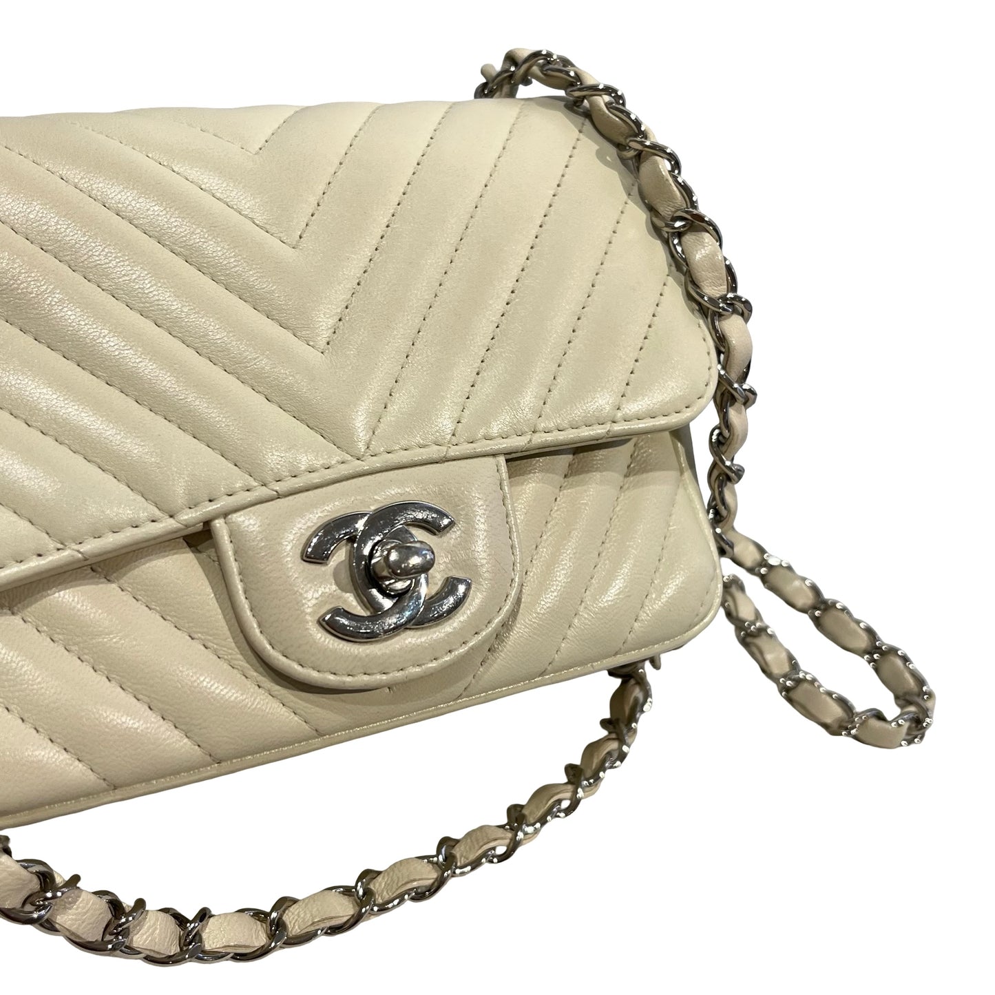 Used CHANEL Chevron Lambskin Chevron Flap Bag Chain Shoulder Bag White Silver hardware