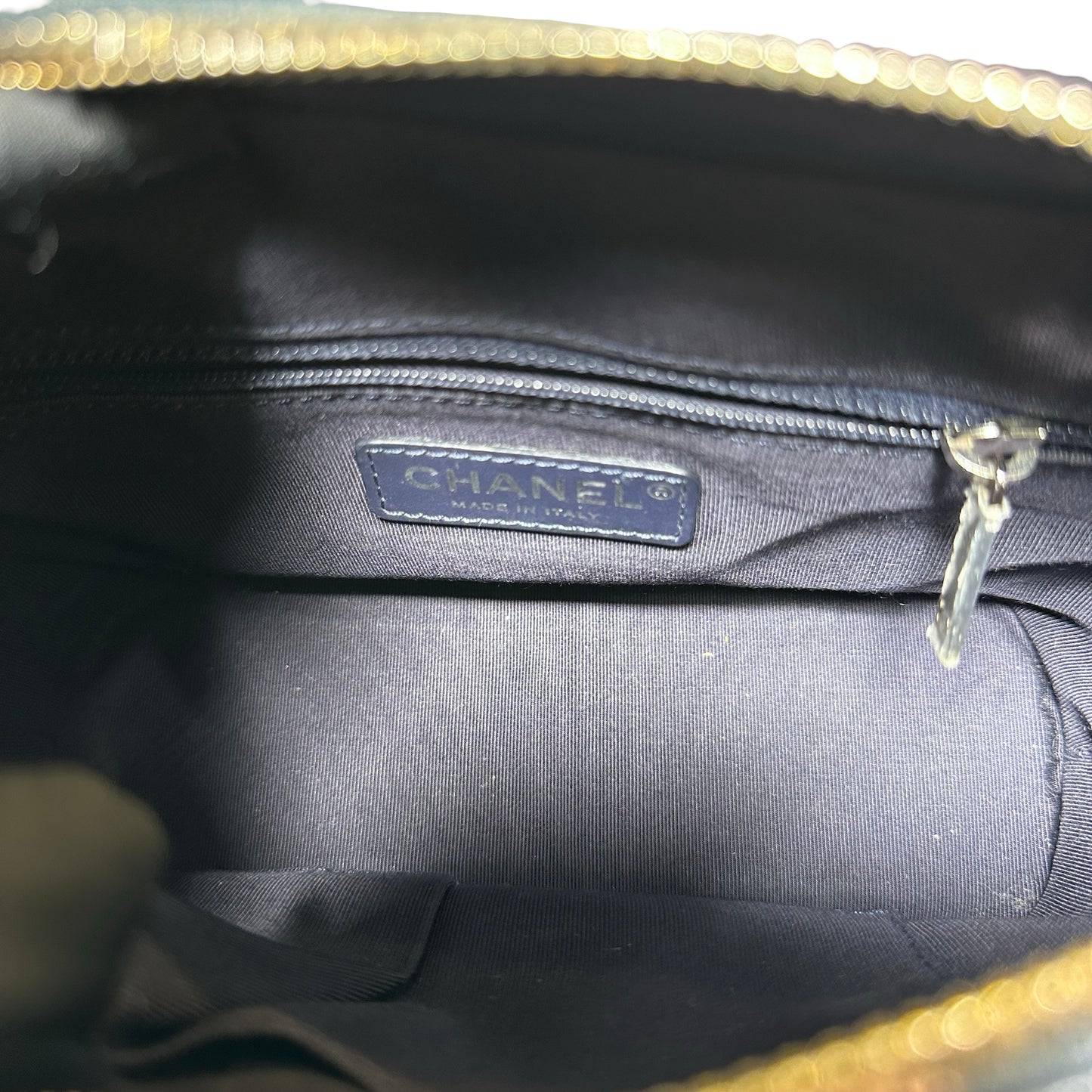 Used CHANEL Calfskin Leather Chain Shoulder Bag Navy Blue GHW PHW