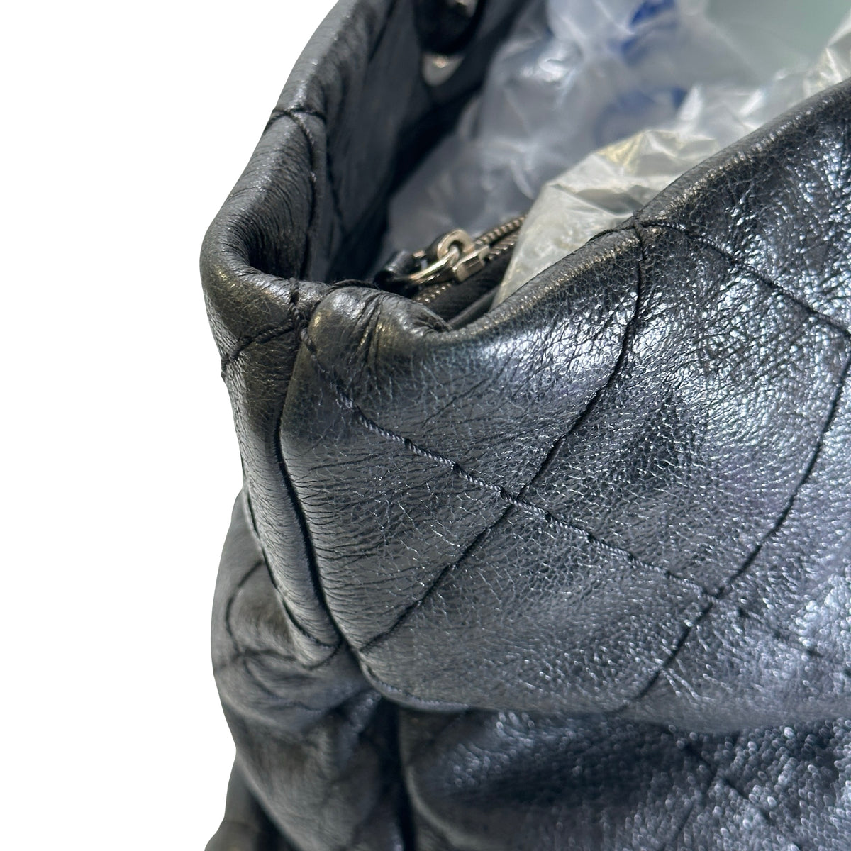 Used CHANEL Wrinkled Calfskin Hobo Shoulder Bag Black PHW