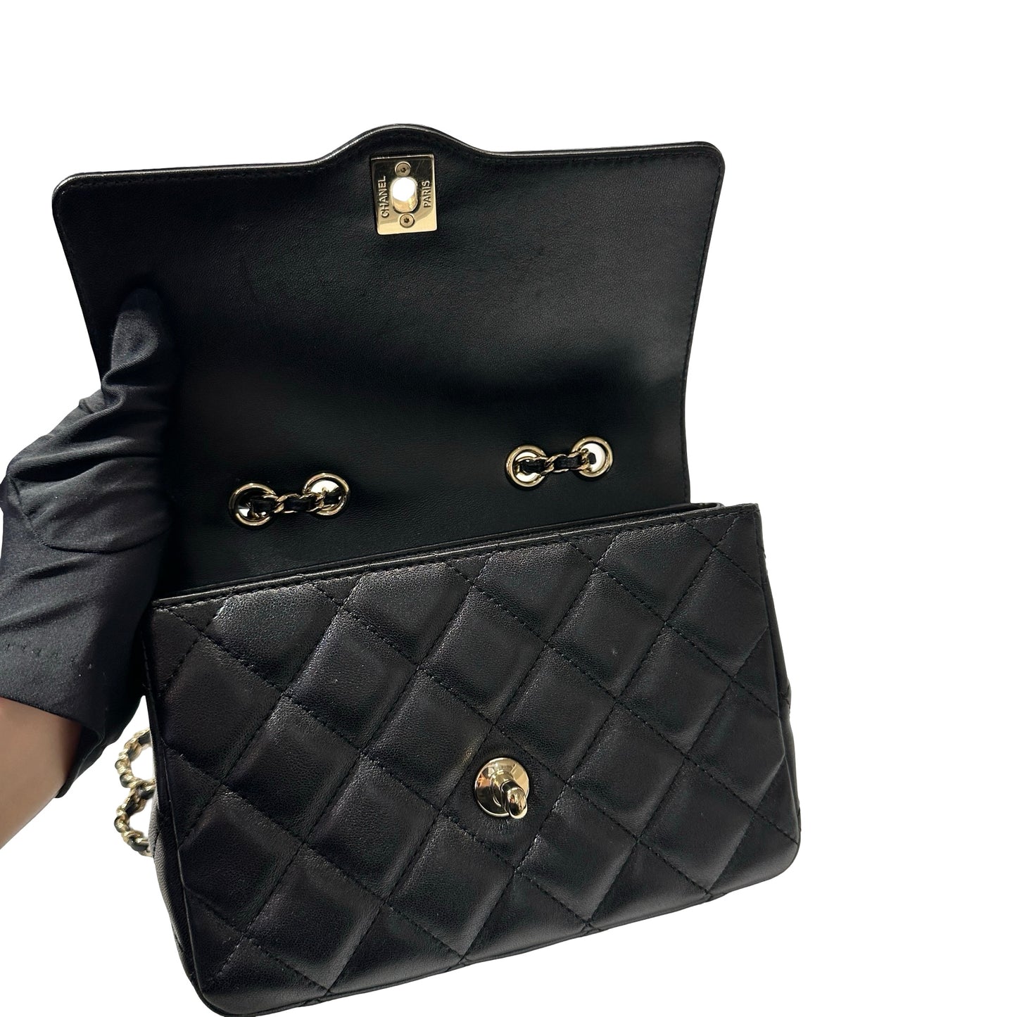 Used CHANEL Lambskin Leather Patent Leather Calfskin Leather 24B Flap Shoulder Bag Black PHW