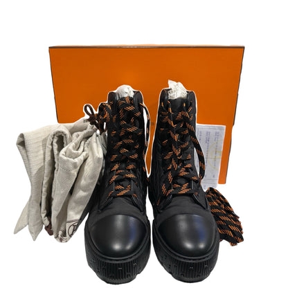 New Hermès Calfskin Leather Parachute Boots Black