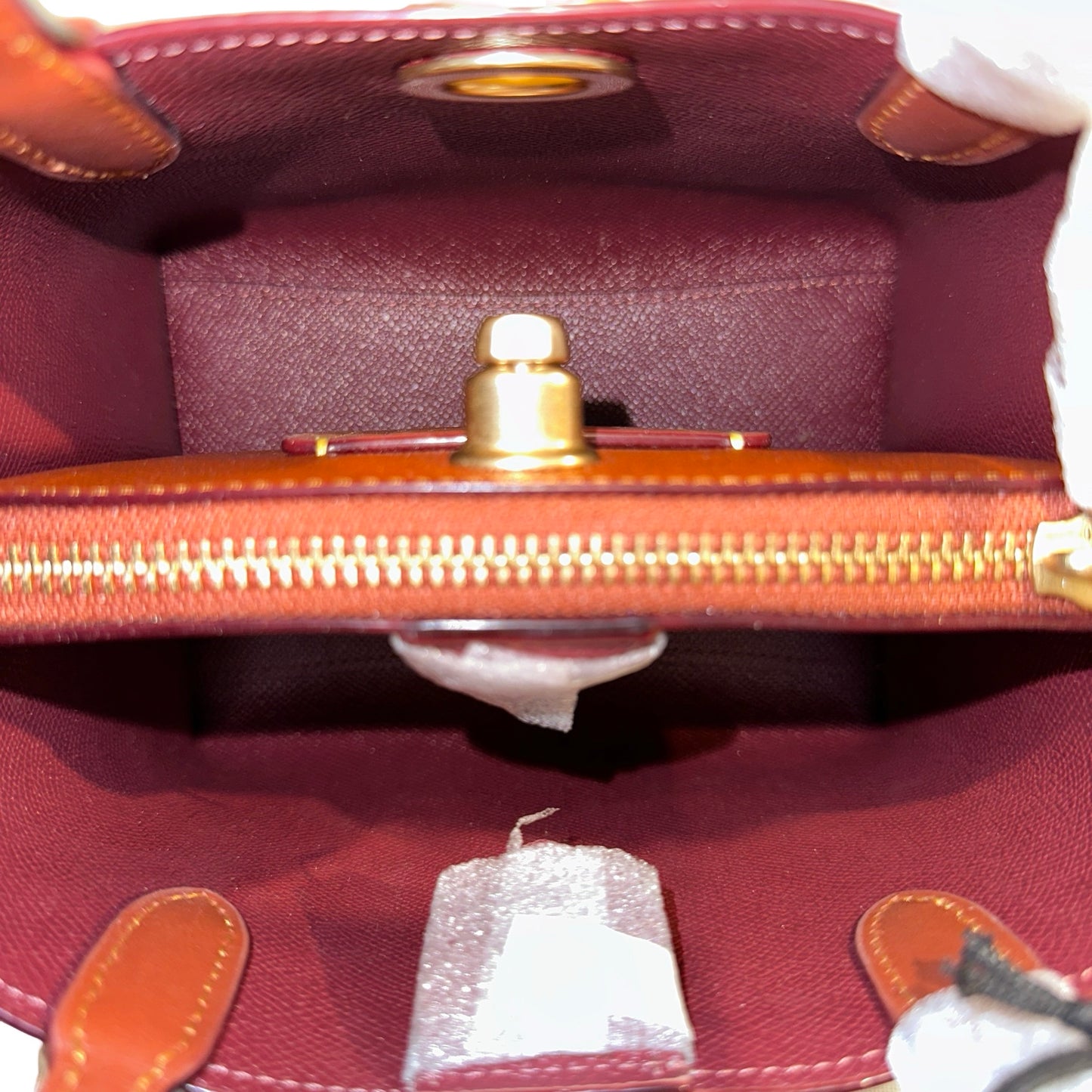 New COACH Canvas Coach X Peanuts Willow 18 Cross Body Bag Brown Red GHW
