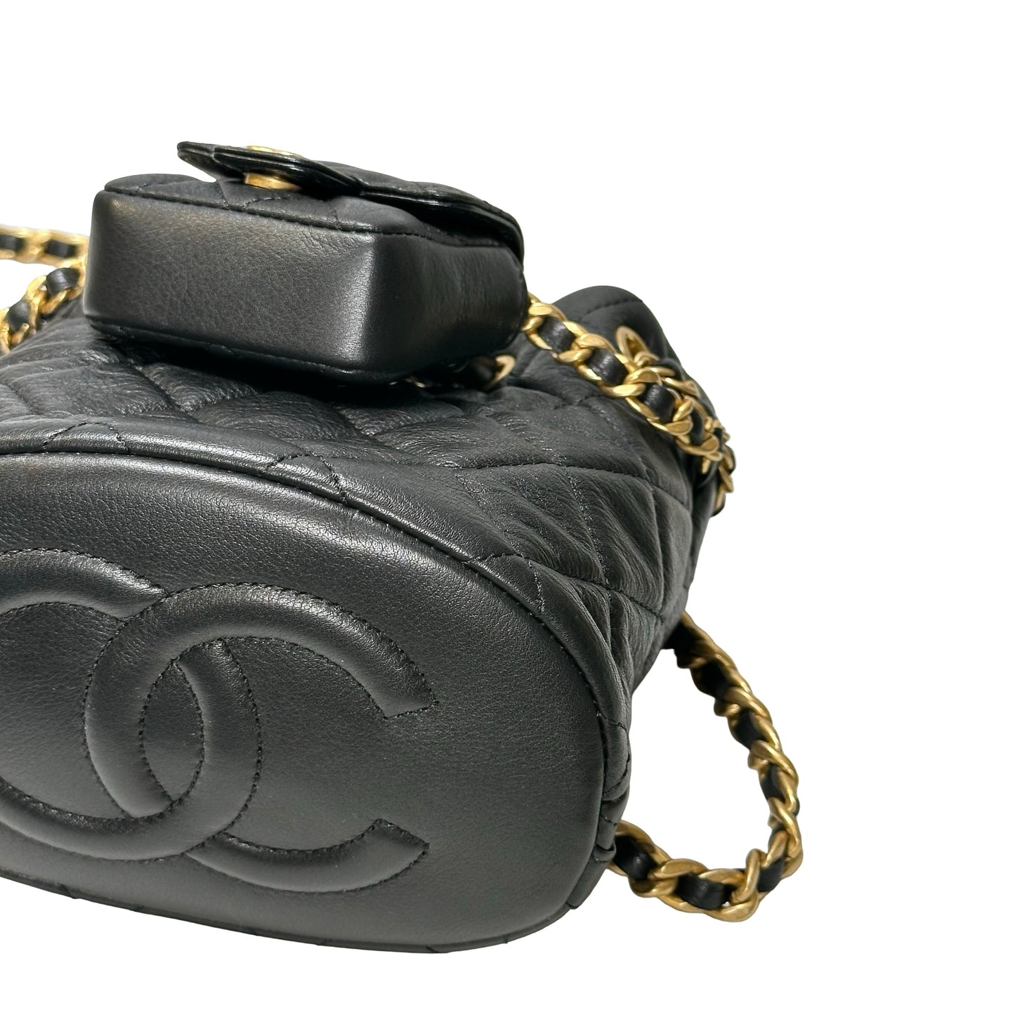 CHANEL Bucket Bag
