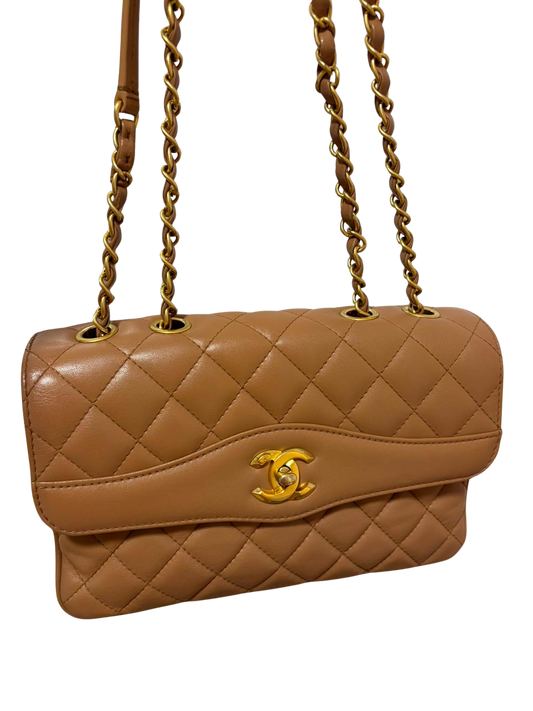 Used CHANEL Quilted Lambskin Daily companion flap bag Shoulder Bag Pink Beige Gold Hardware