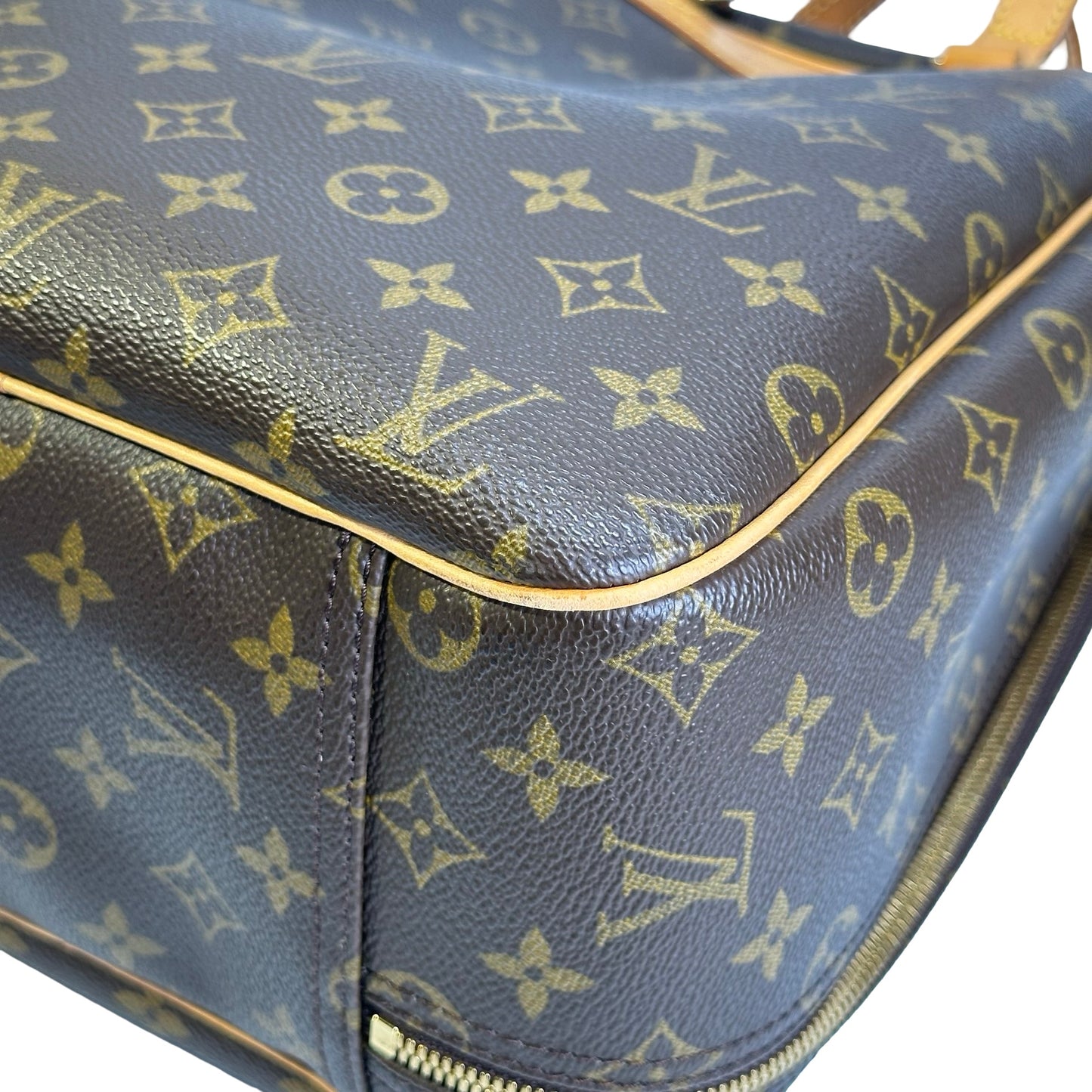 Used LOUIS VUITTON Monogram Canvas Montsouris Handbag Brown GHW