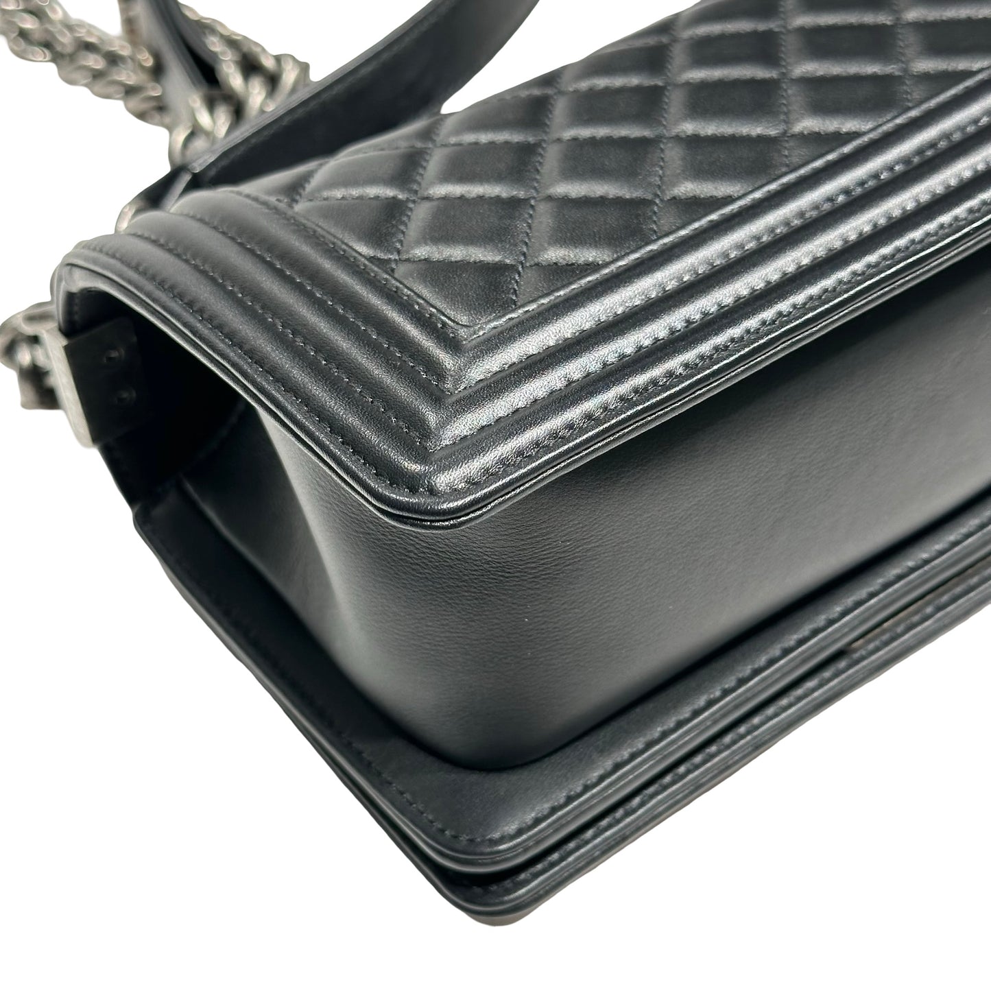 CHANEL BOY 20CM [3001918]