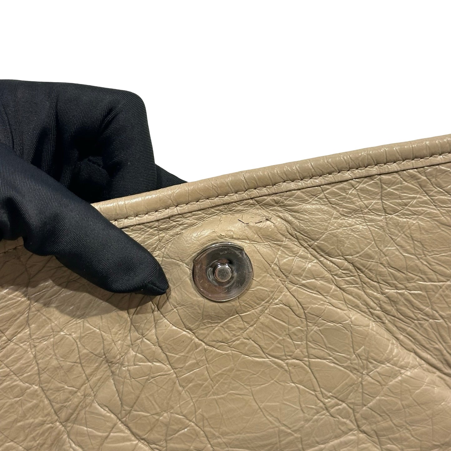 Used SAINT LAURENT Chevron Quilted Niki Chain Shoulder Bag Beige