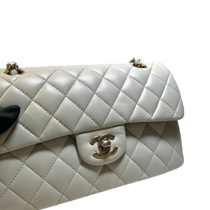 CHANEL Chain Shoulder Bag