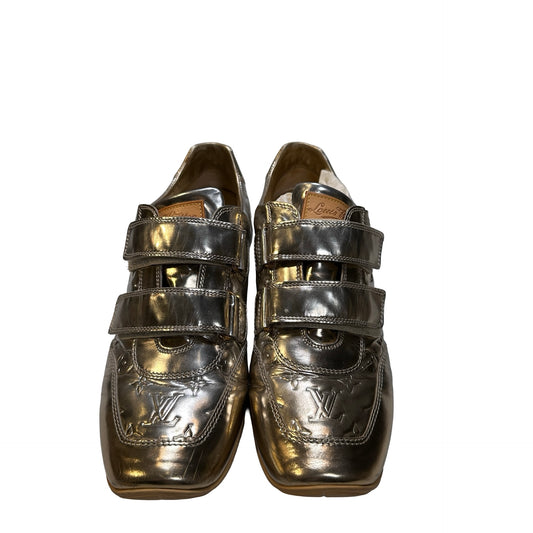 Used LOUIS VUITTON Calfskin Leather Monogram Shoes Gold
