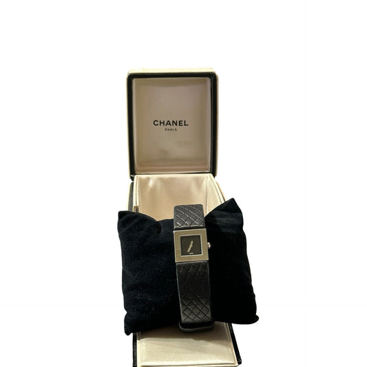 Used CHANEL Watch Watch Black