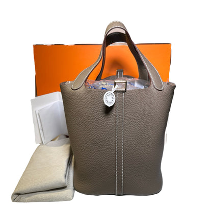 New HERMÈS Etoupe Picotin 22 Bucket Bag Etoupe Etoupe (18) GHW