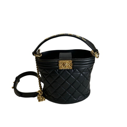 Used CHANEL Quilted Leather Boy Chanel Bucket Bag Bucket Bag Black，GHW