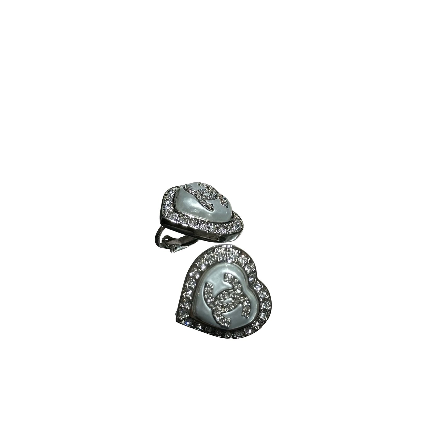 CHANEL HEART-SHAPED CC LOGO SILVER EARRINGS WITH CRYSTAL [3001011]