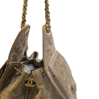 Used CHANEL Suede Quilted Suede Quilted Handbag Handbag Khaki Gold