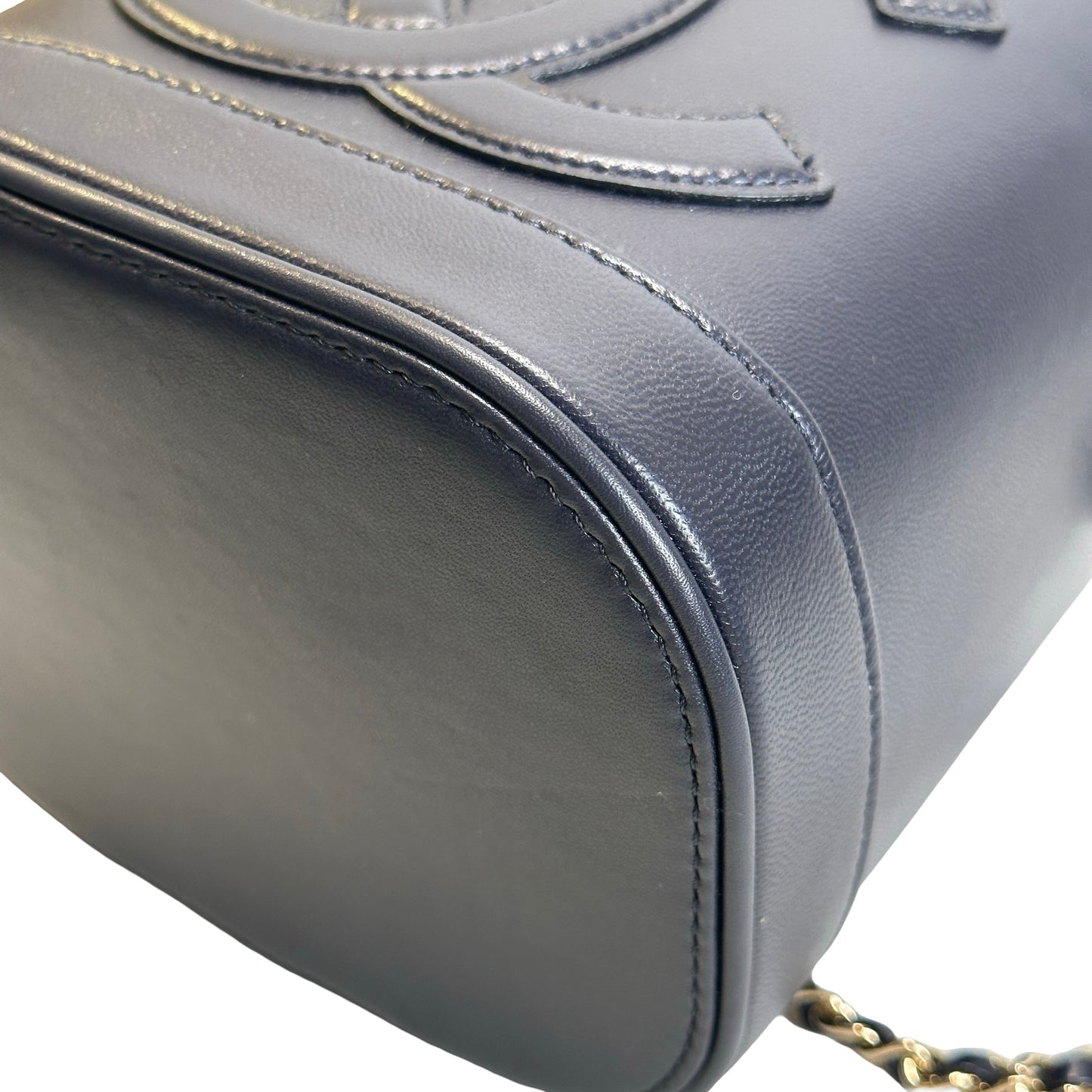 Used CHANEL Lambskin Vanity case Vanity case Navy GHW