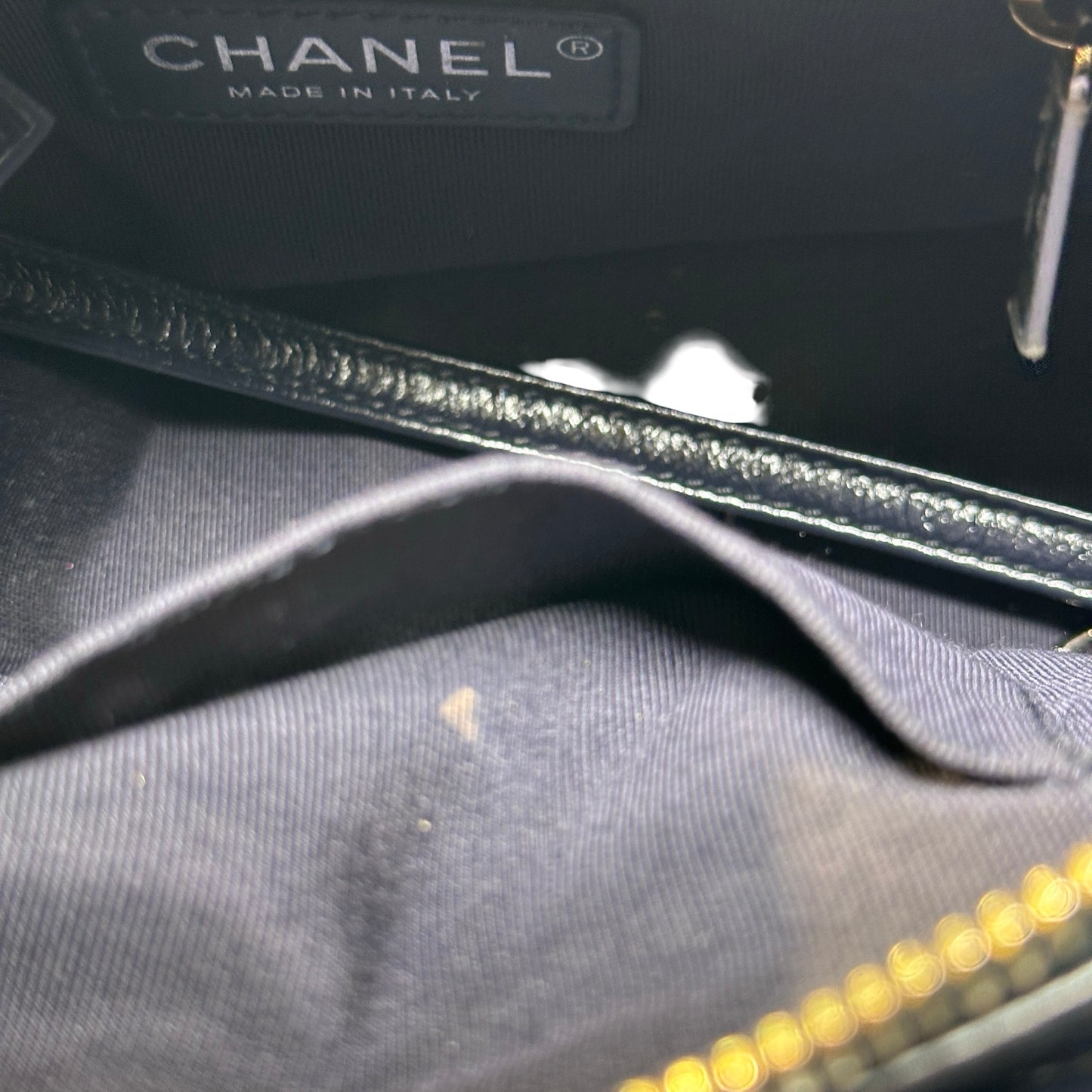 Used CHANEL Calfskin Leather Chain Shoulder Bag Navy Blue GHW PHW