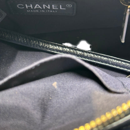 Used CHANEL Calfskin Leather Chain Shoulder Bag Navy Blue GHW PHW