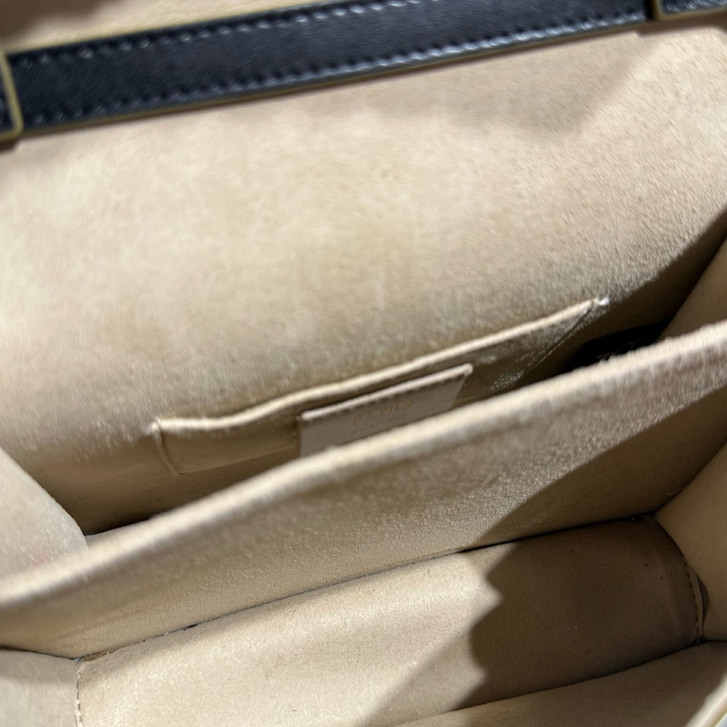 FENDI KAN I SMALL BAG [3000575]
