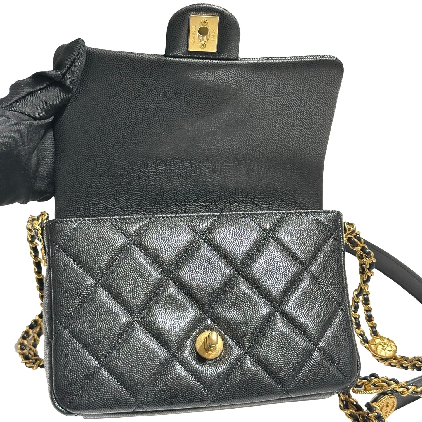 CHANEL FLAP BAG 20 CM [3000172]