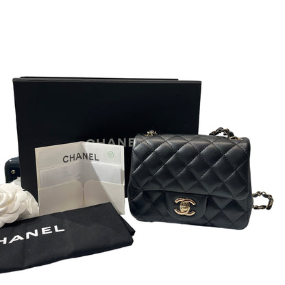 CHANEL Chain Shoulder Bag