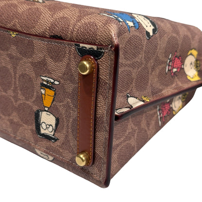 New COACH Canvas Coach X Peanuts Willow 18 Cross Body Bag Brown Red GHW
