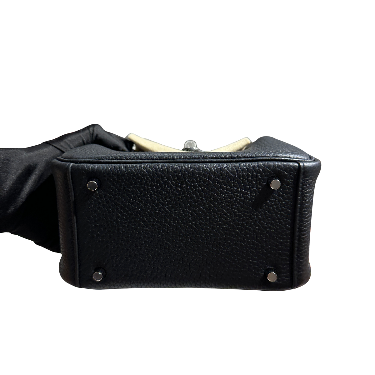 Brand New HERMES Clemence Leather Lindy Mini Handbag Black