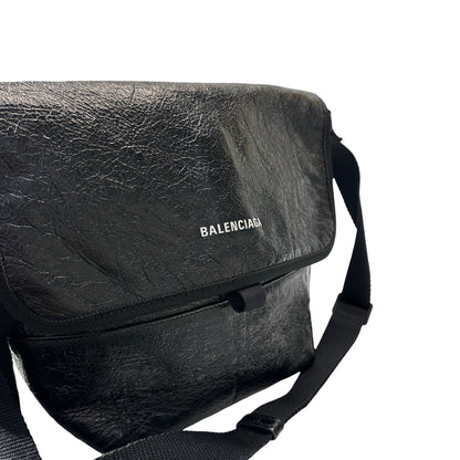 Used BALENCIAGA Shoulder Shoulder Bag Black