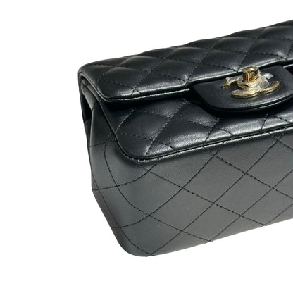 CHANEL MINI SQUARE 17 [3000224]