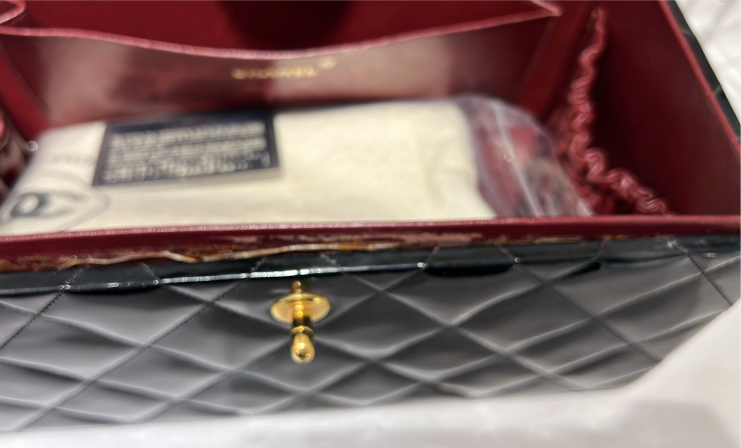 Matelasse Quilted Patent leather Vanity Case Accessories [101278]