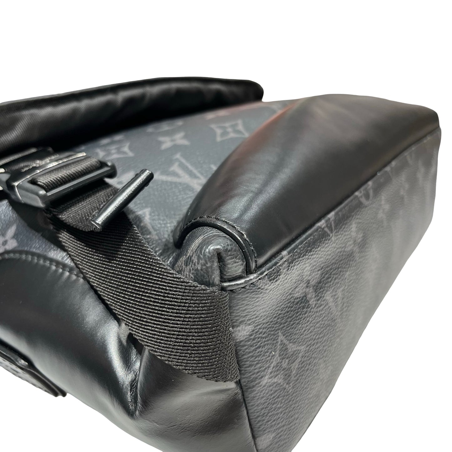 LV VOYAGER BAG [3001160]