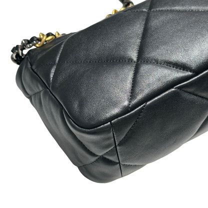 CHANEL 19 SMALL BLACK GHW LAMBSKIN [30001040]