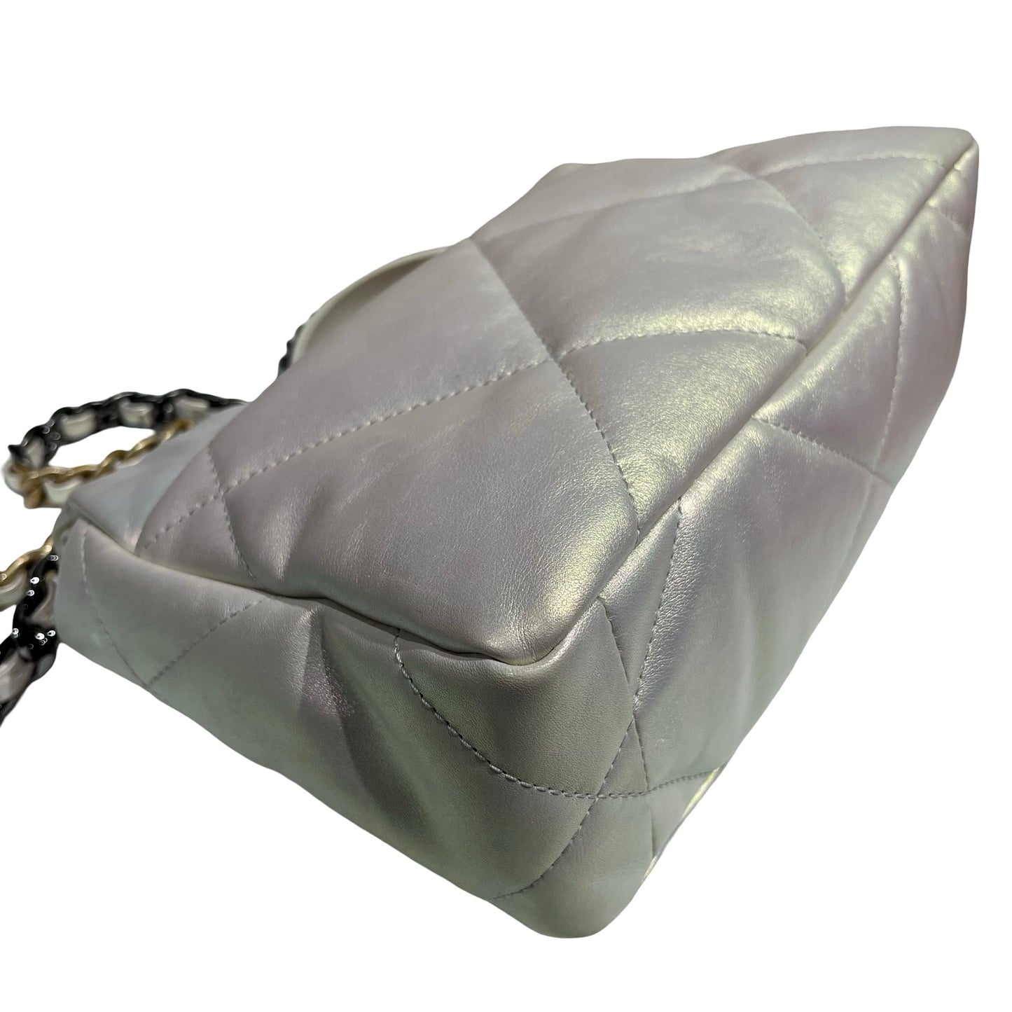 CHANEL 19 SMALL SIZE IRIDESCENT WHITE GHW CHAIN SHOUDLER BAG[3001186]