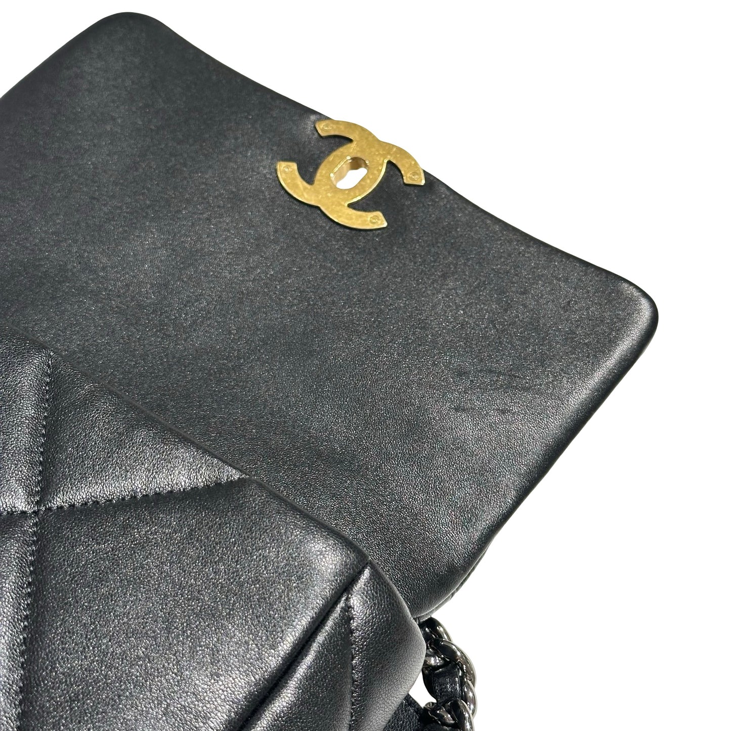 CHANEL 19 SMALL BLACK GHW LAMBSKIN [30001040]