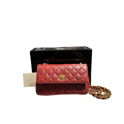 CHANEL FLAG BAG 20 [3000407]