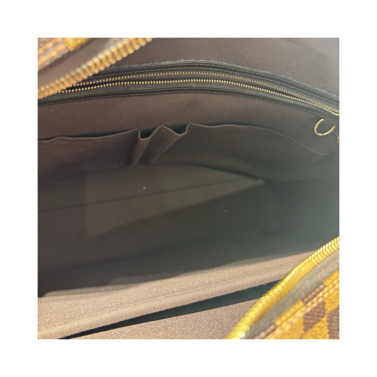 LV PORTE-DOCUMENTS VOYAGE BAG［3000060］