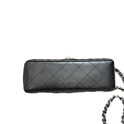 CHANEL FLAP BAG 20CM [3000562]