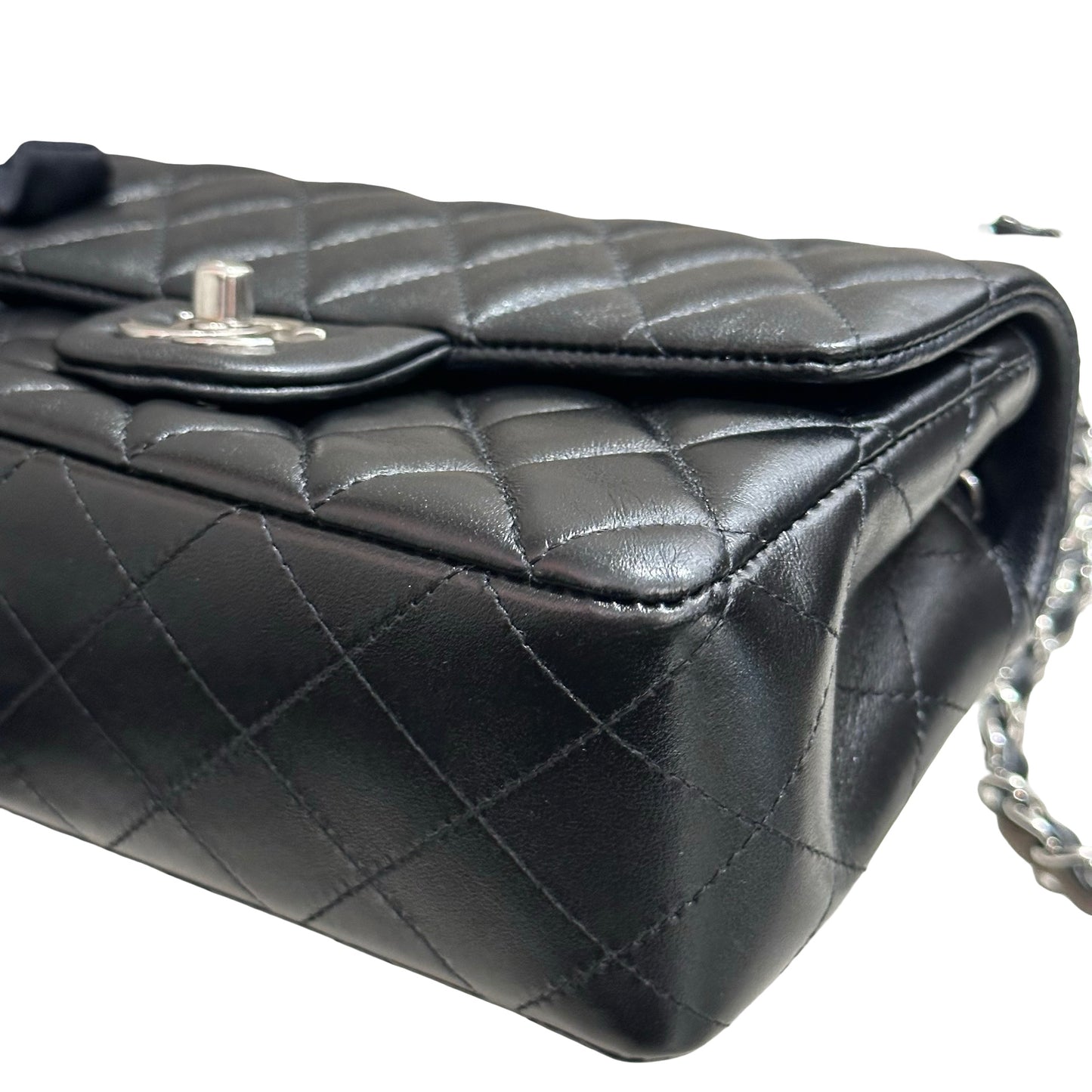 CHANEL FLAP BAG 20CM [3000562]