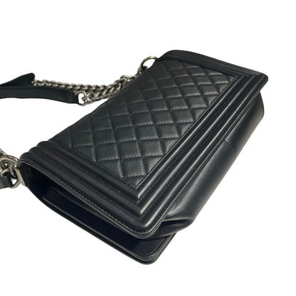 CHANEL BOY 25CM [3000501]