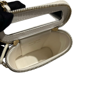 CHANEL VANITY CHAIN BAG WHITE [3001060]