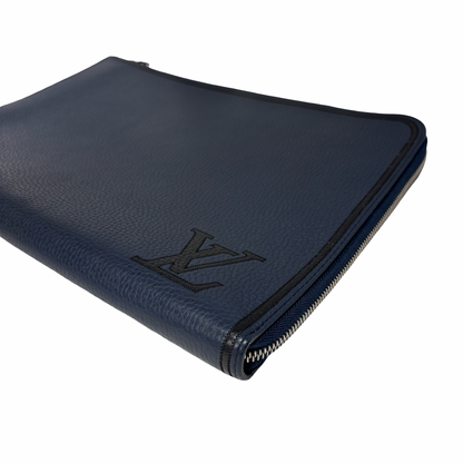 LV CLUTCH NAVY CALFSKIN PHW [3000203]