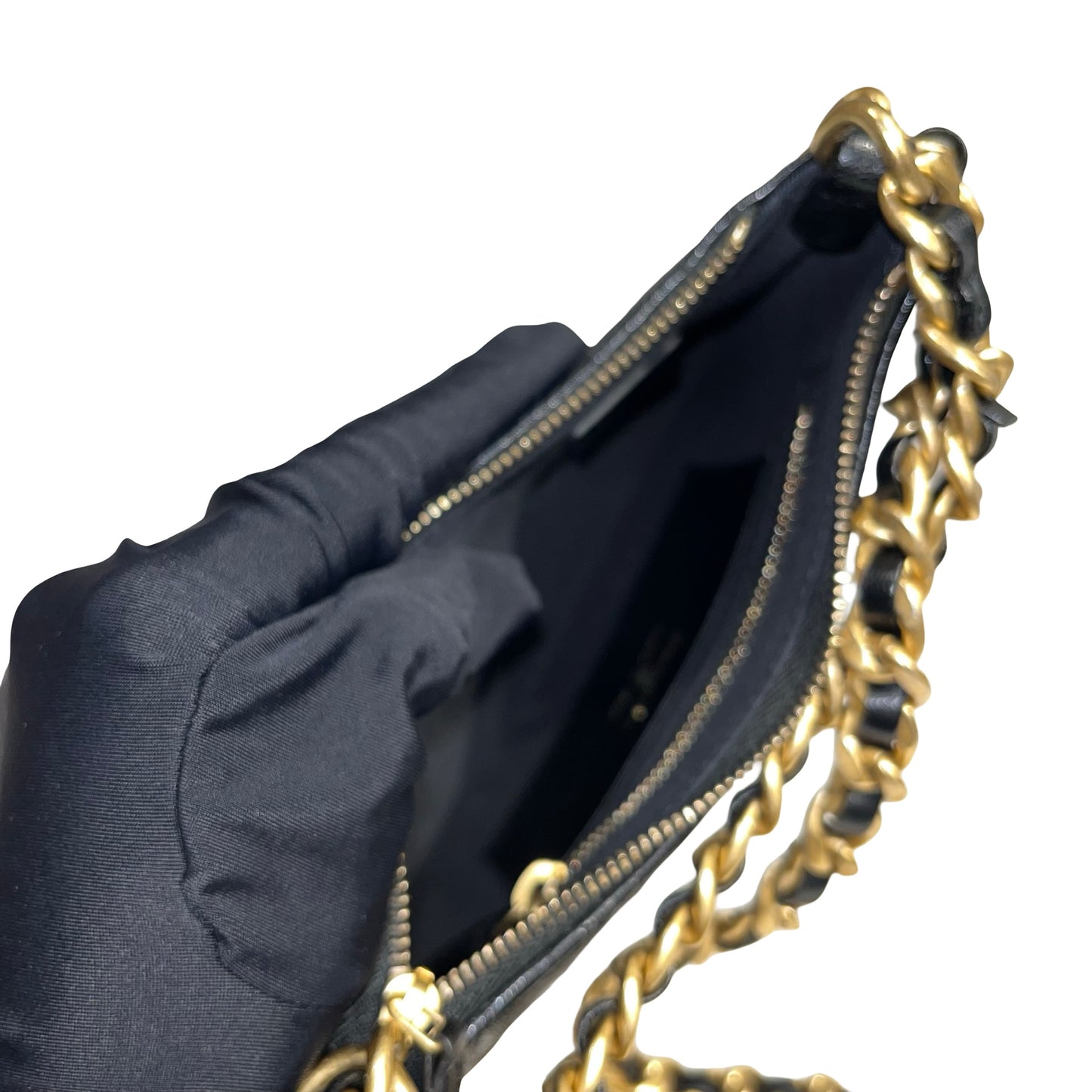 CHANEL 23B HOBO BAG [3001104]