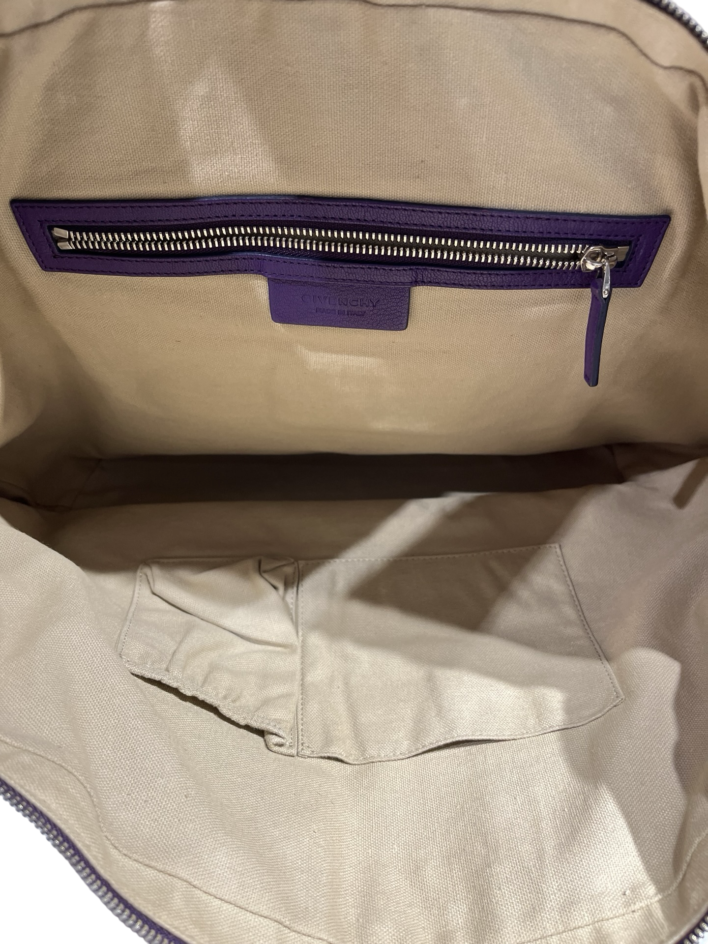 GIVENCHY PURPLE LEATHER SHOULDER BAG [3000658]